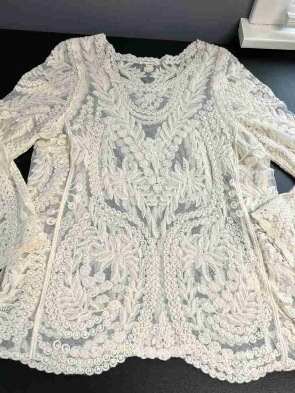 ULTRA PINK Ivory Sheer Lace Mesh Top Women’s Medium Floral Romantic Dainty Y2K - Picture 3 of 3